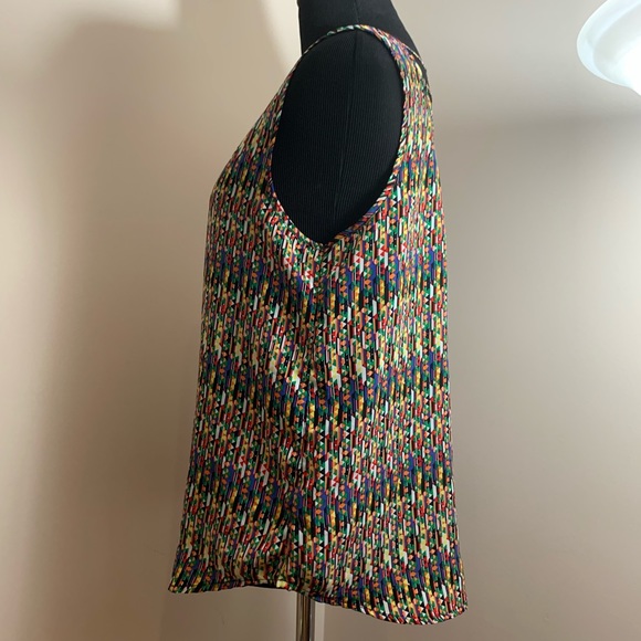 Multicolor Patterned Silky Tank - Picture 2 of 5